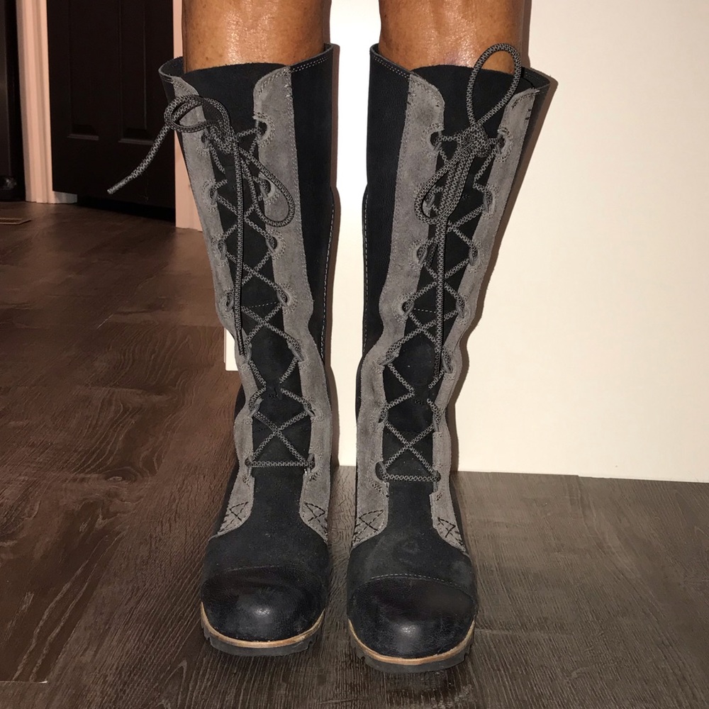 Cate The Great Sorel Wedge Lace up boots Size 8 1/2 USA Style NL2175-010